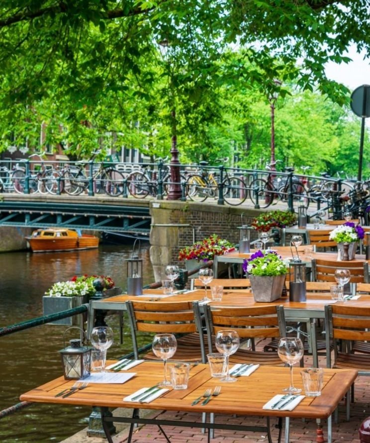 Hidden Courtyards and Local Flavors