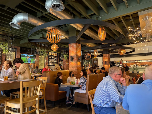 barbusa-indoor-seating-area-india-san-diego
