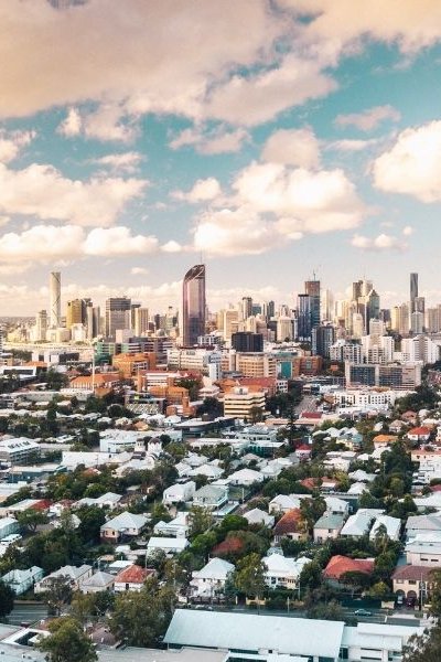 Meeting Brisbane's River Curves and Subtropical Sunshine