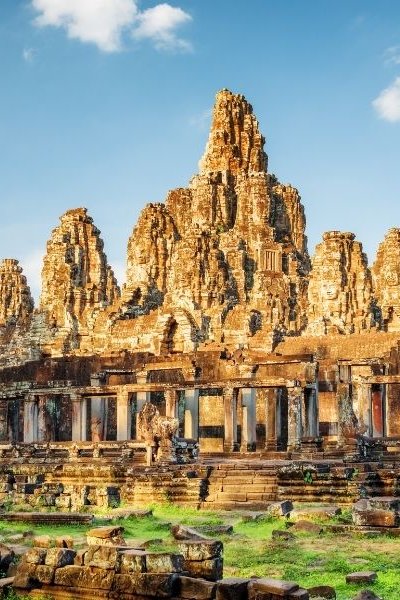 Ancient Stone and Golden Sunrises in Siem Reap