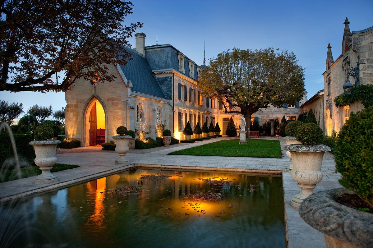 Bordeaux: Rolling Vineyards and Golden Hour Sips