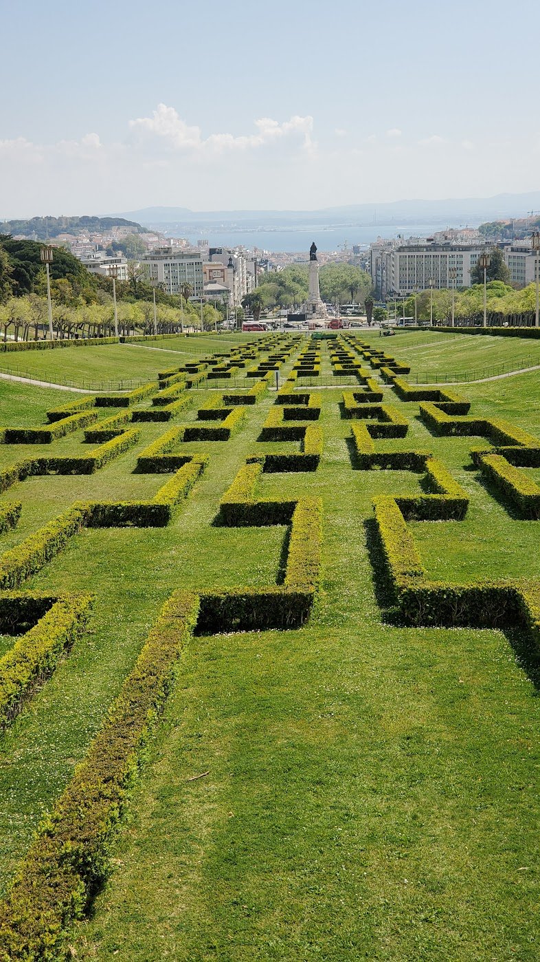 Conquering the Alfama Maze