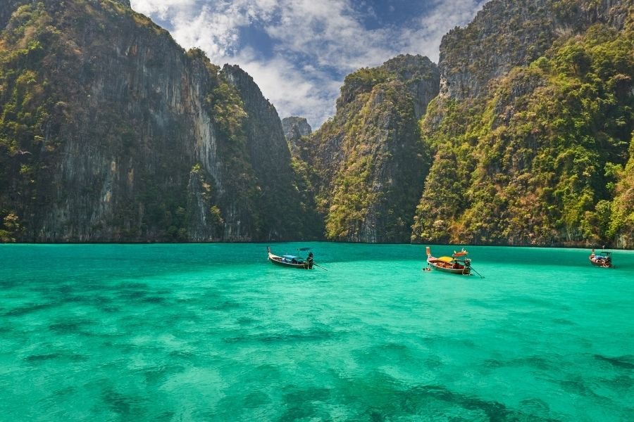 Coastal Chills and Private Excursions